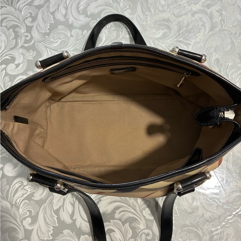 Burberry Tote Bag - Picture 4 of 14